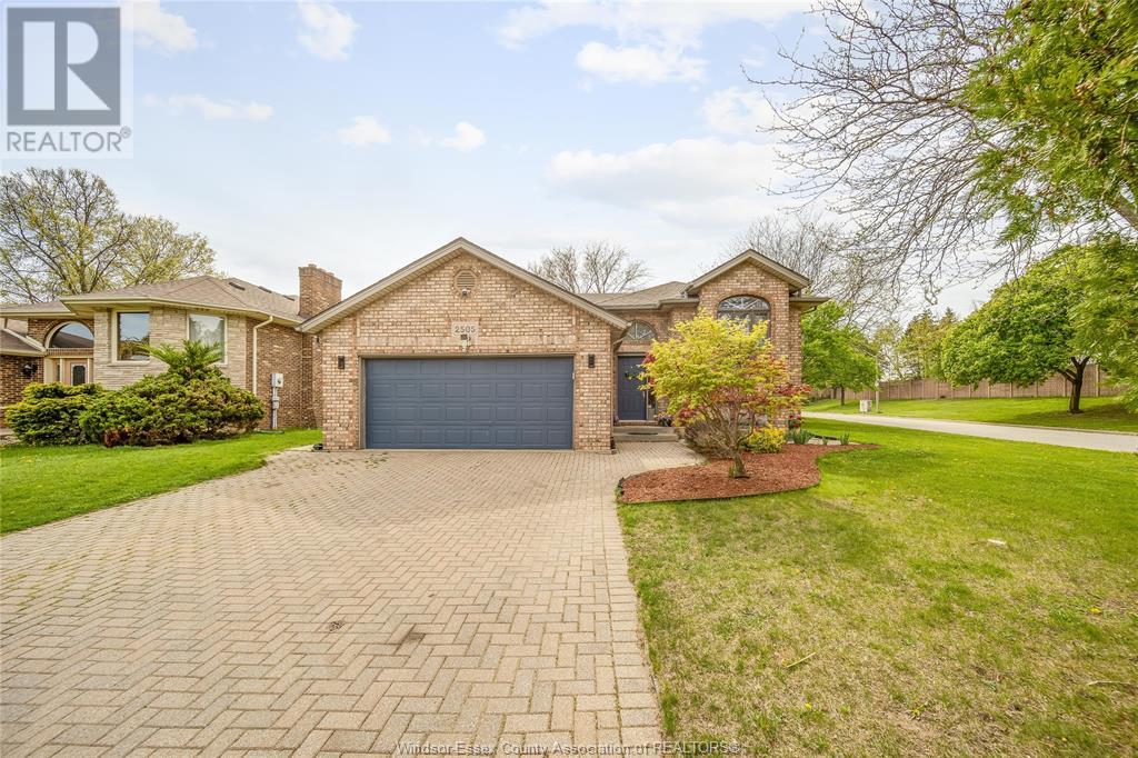 2505 St Clair Ave, Windsor, ON N9E 4L9
