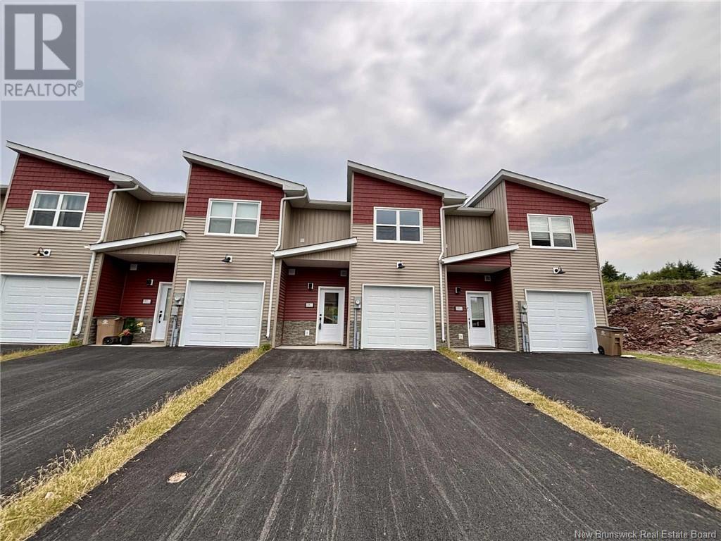 138 Arlington Cres, Saint John, NB E2K 0G4