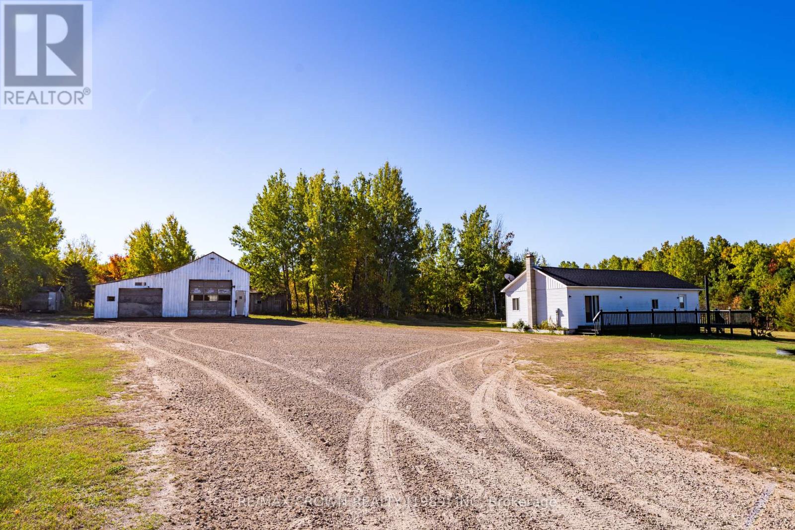 936 Laplante Rd, Bonfield, ON P0H 2E0