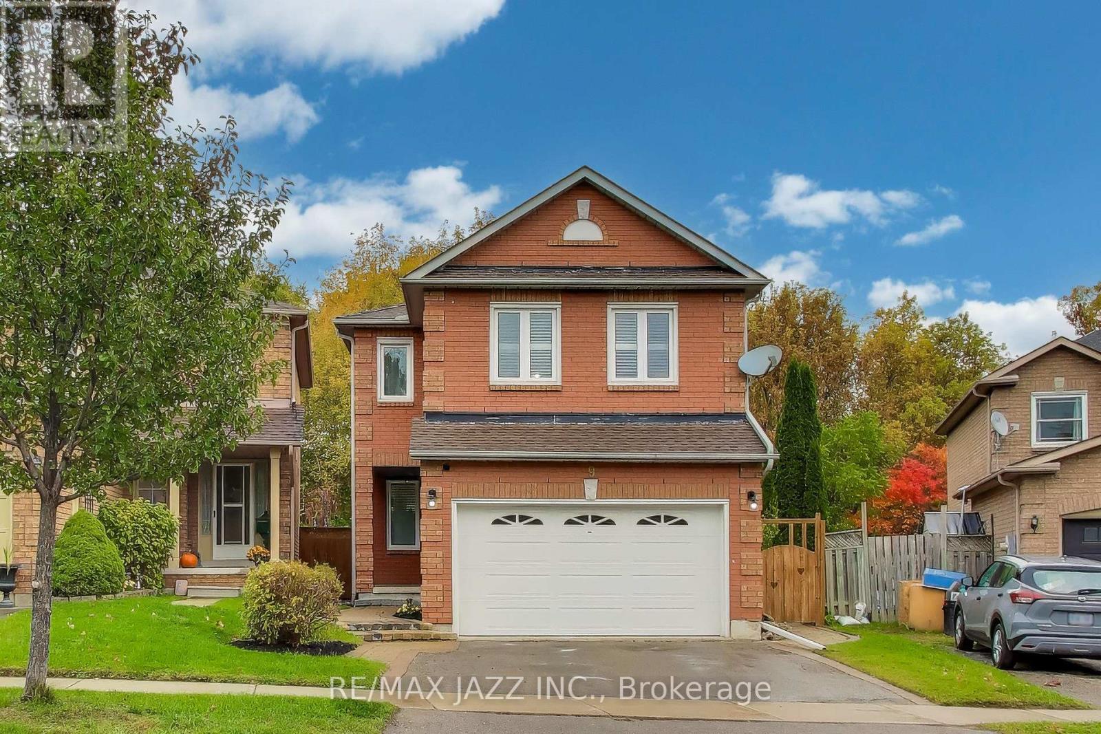 9 Maconnachie Pl, Clarington, ON L1C 4M4
