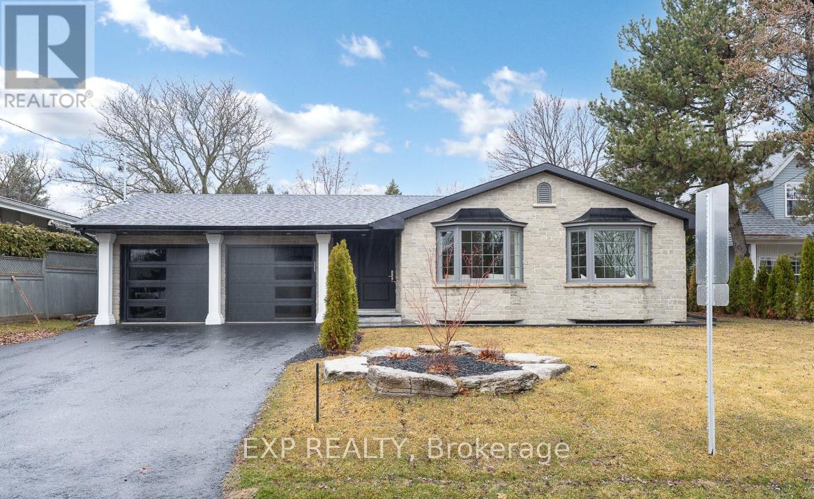 385 Easy St, Richmond Hill, ON L4C 3Z5