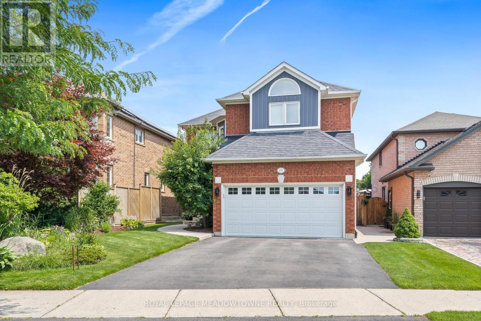 95 Standish St, Halton Hills, ON L7G 5W3