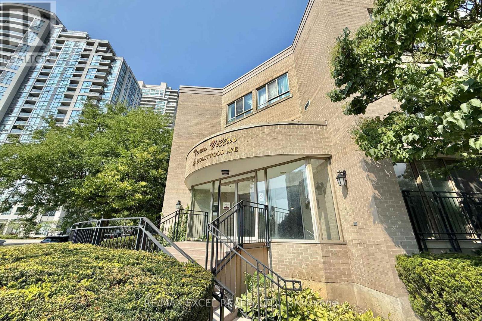 312 38 Hollywood Ave, Toronto, ON M2N 6R6