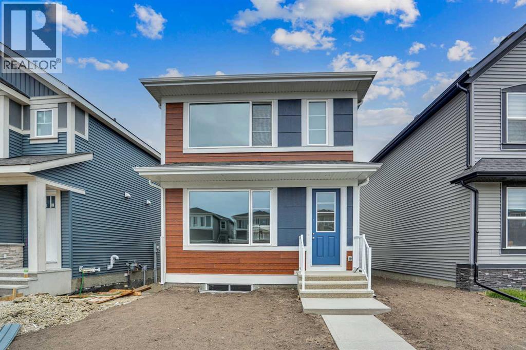 58 Corner Glen Common NE, Calgary, AB T3N 2L4