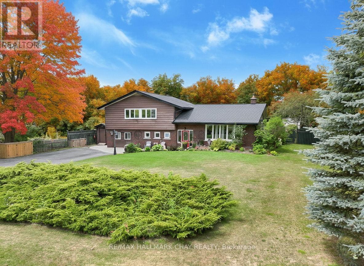 636 Victoria St E, New Tecumseth, ON L9R 1K1