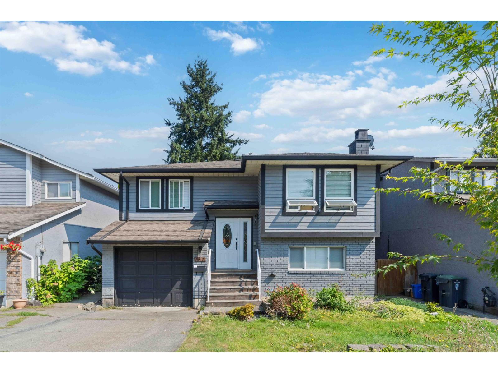 2418 Wayburne Cres, Langley, BC V2Y 1B7