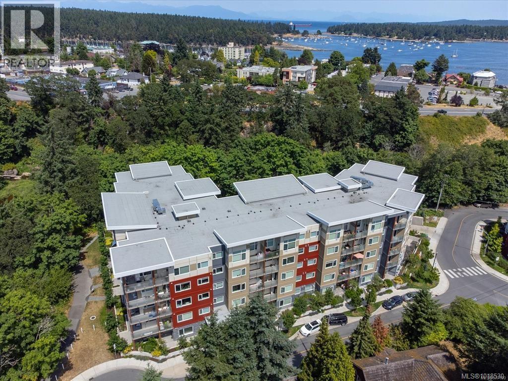 20 Barsby Ave Unit 312 Ave, Nanaimo, BC V9R 5V7