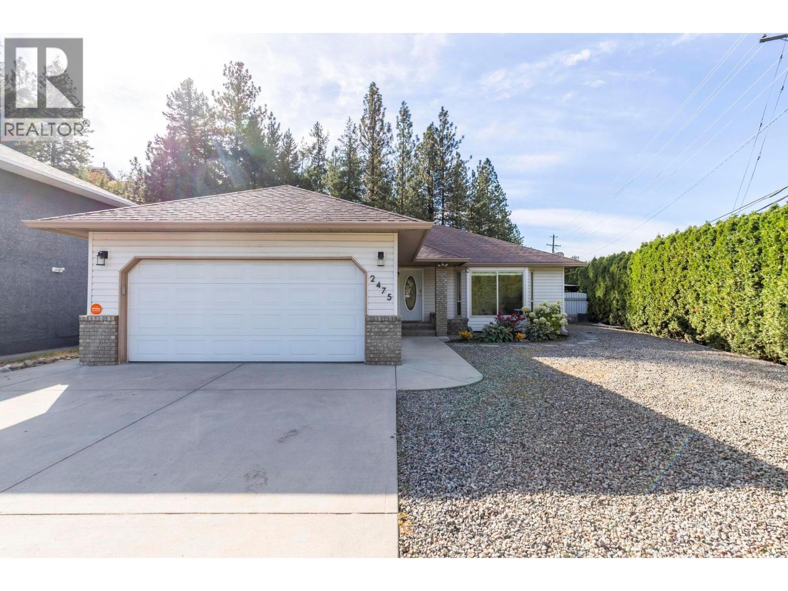 2475 Asquith Ct, West Kelowna, BC V4T 2P6