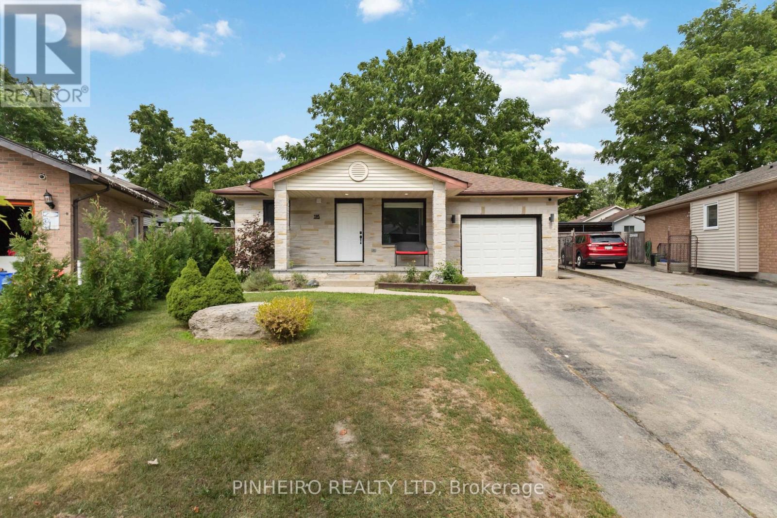 195 Portsmouth Cres E, London, ON N5V 4C8