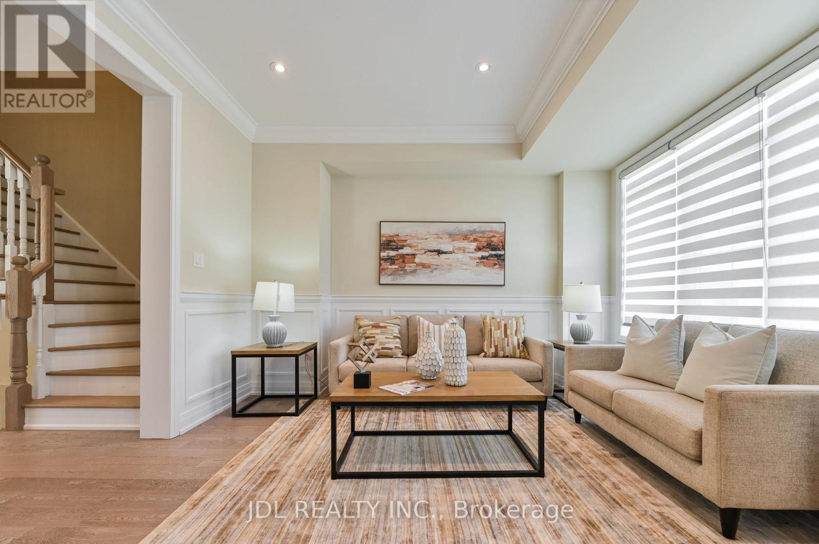 17 Thomas Foster St, Markham, ON L6C 0Z4