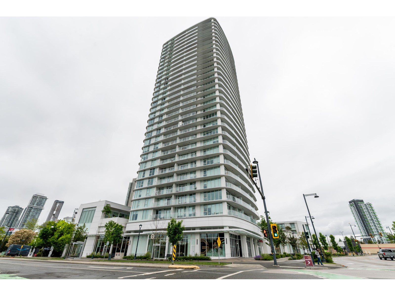 13685 102 Avenue Unit 1102, Surrey, BC V3T 1N7