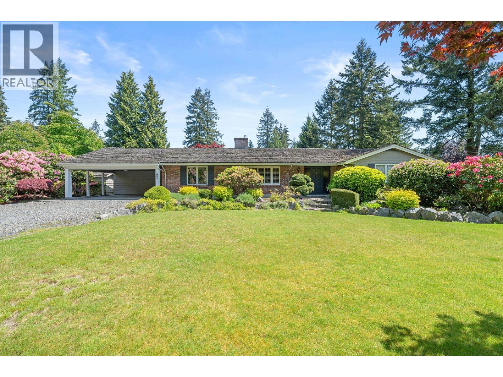 1488 Berkley Rd, North Vancouver, BC V7H 1Y7