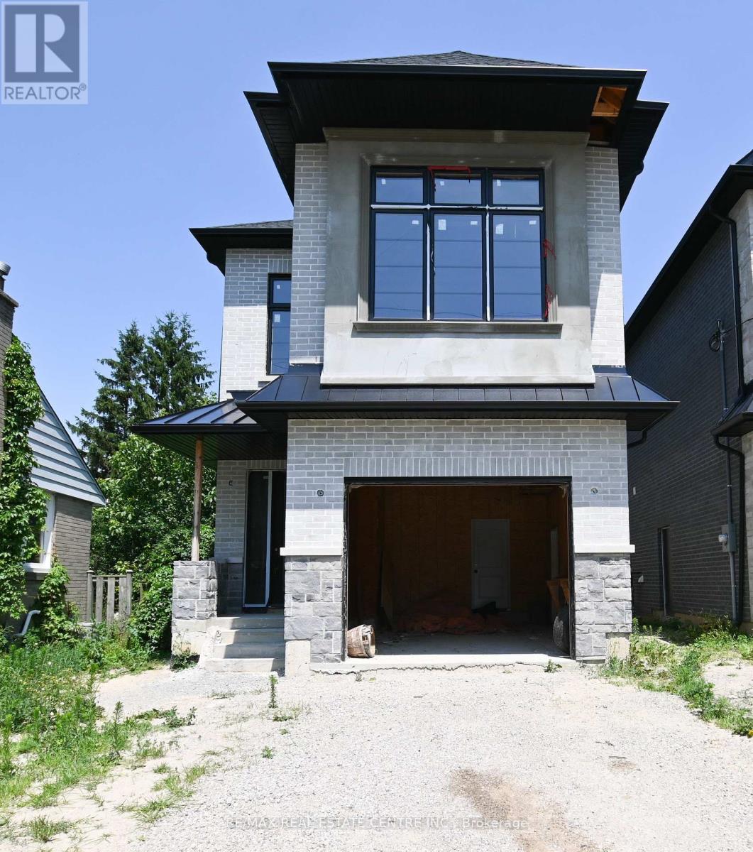 26 Rainbow Dr, Vaughan, ON L4L 2K2