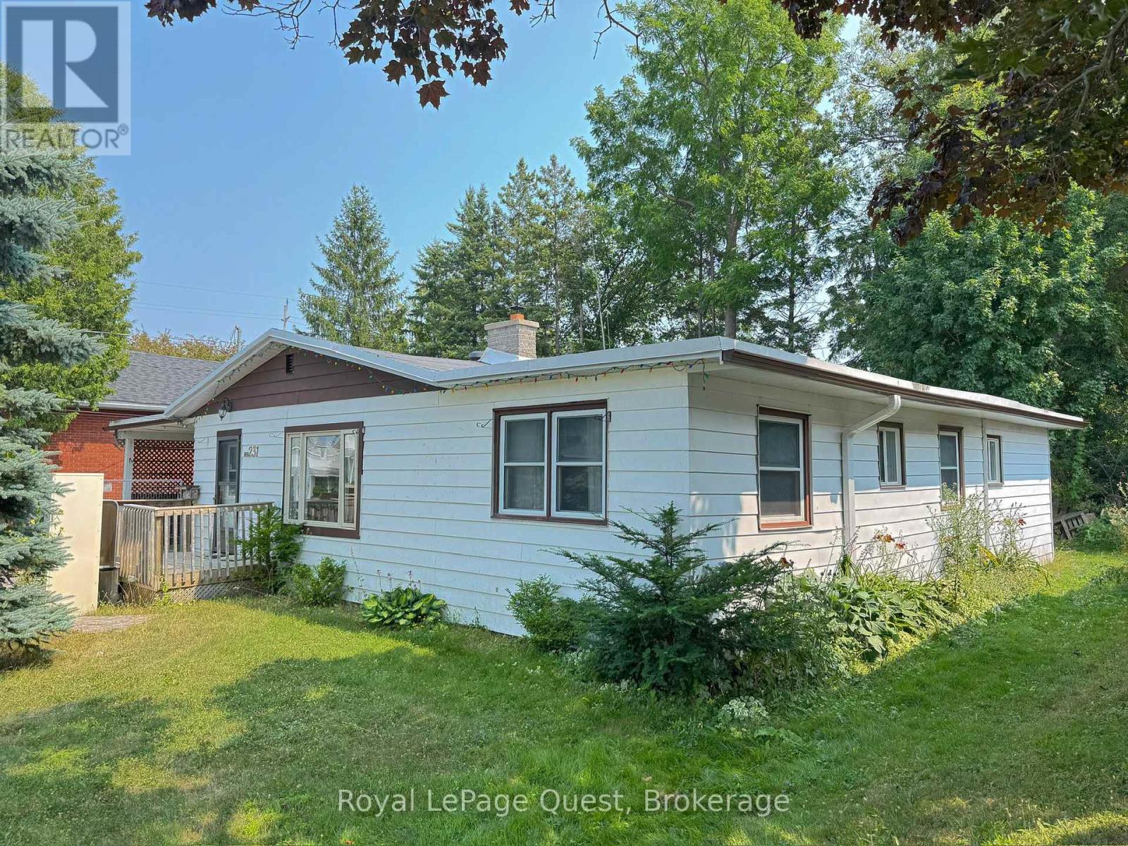 231 Barnett Ave, Midland, ON L4R 1N2