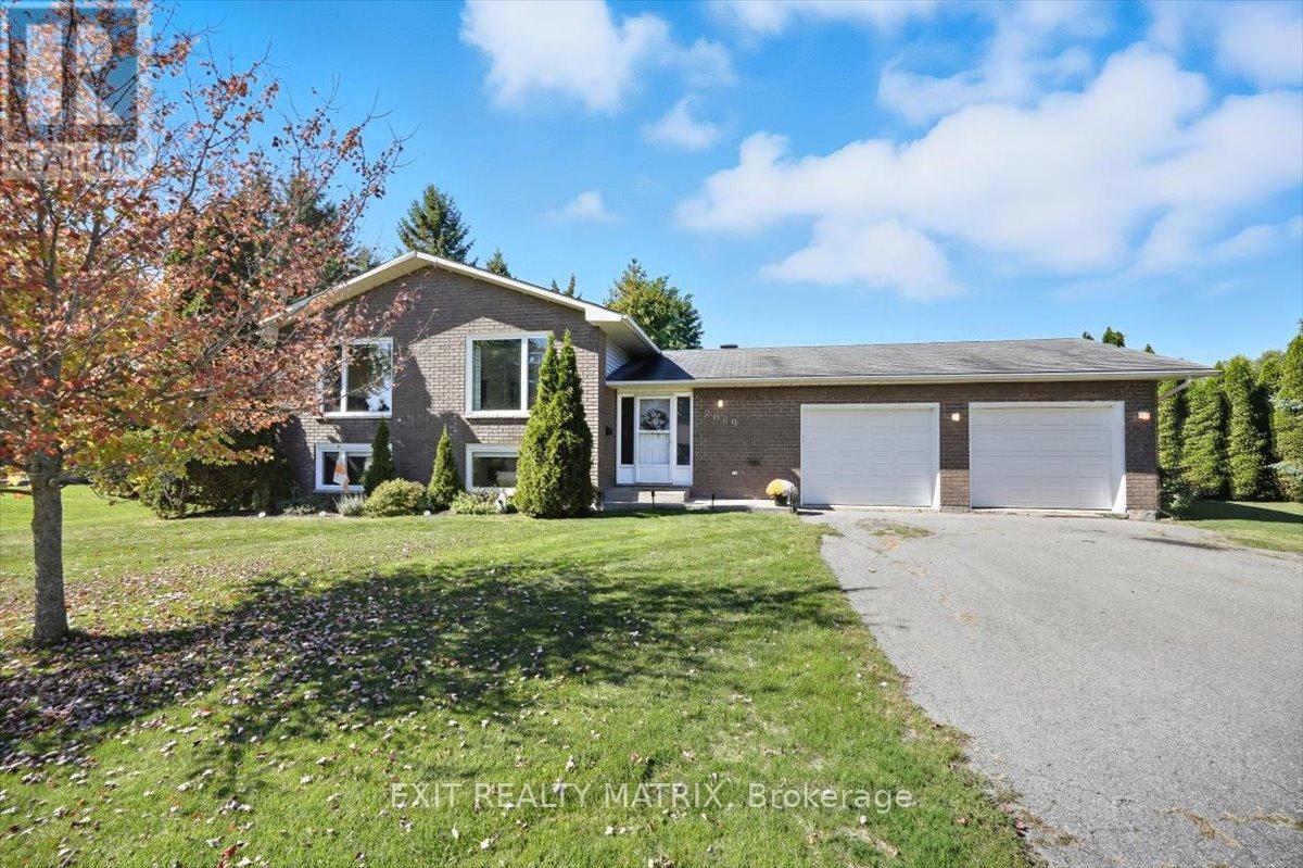 8089 Laurie Ln S, Ottawa, ON K0A 2P0