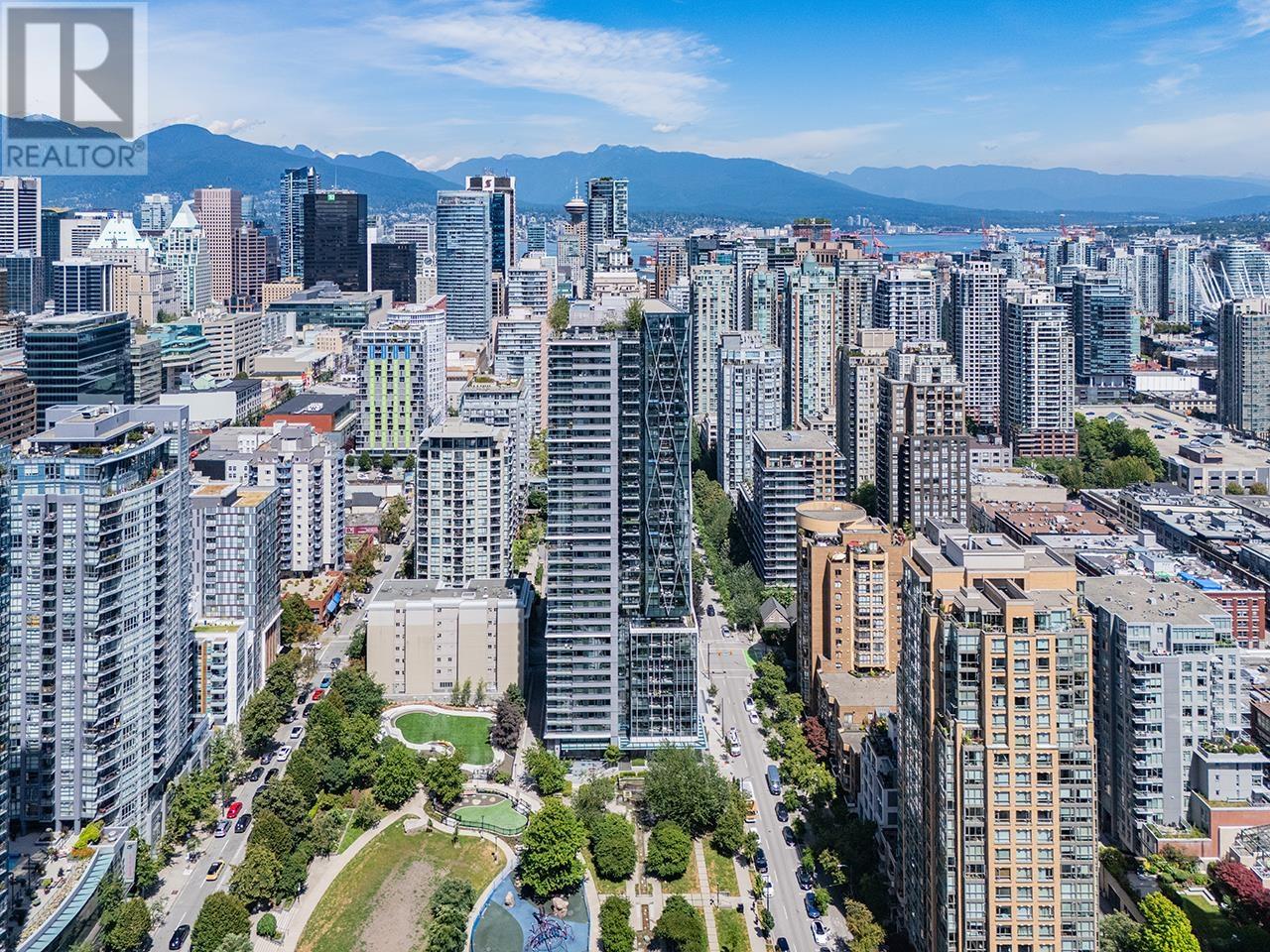 1111 Richards Street Unit 1901, Vancouver, BC V6B 0S3