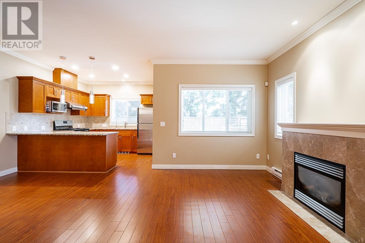 8311 No 2 Road Unit 11, Richmond, BC V7C 3M2