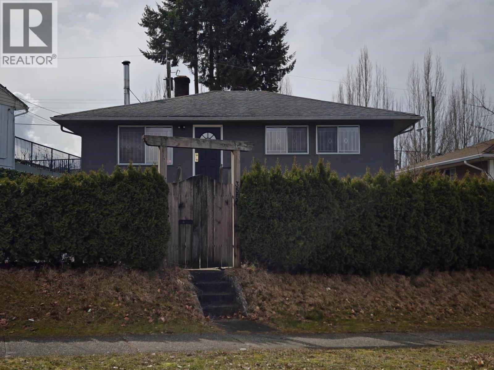 3550 Matapan Cres, Vancouver, BC V5M 4B1
