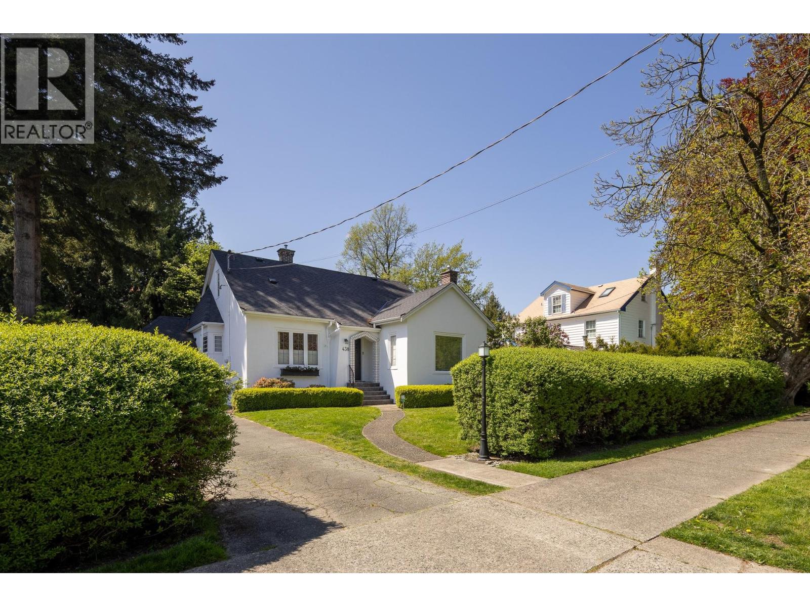 4th Street Unit 438, New Westminster, BC V3L 2V4