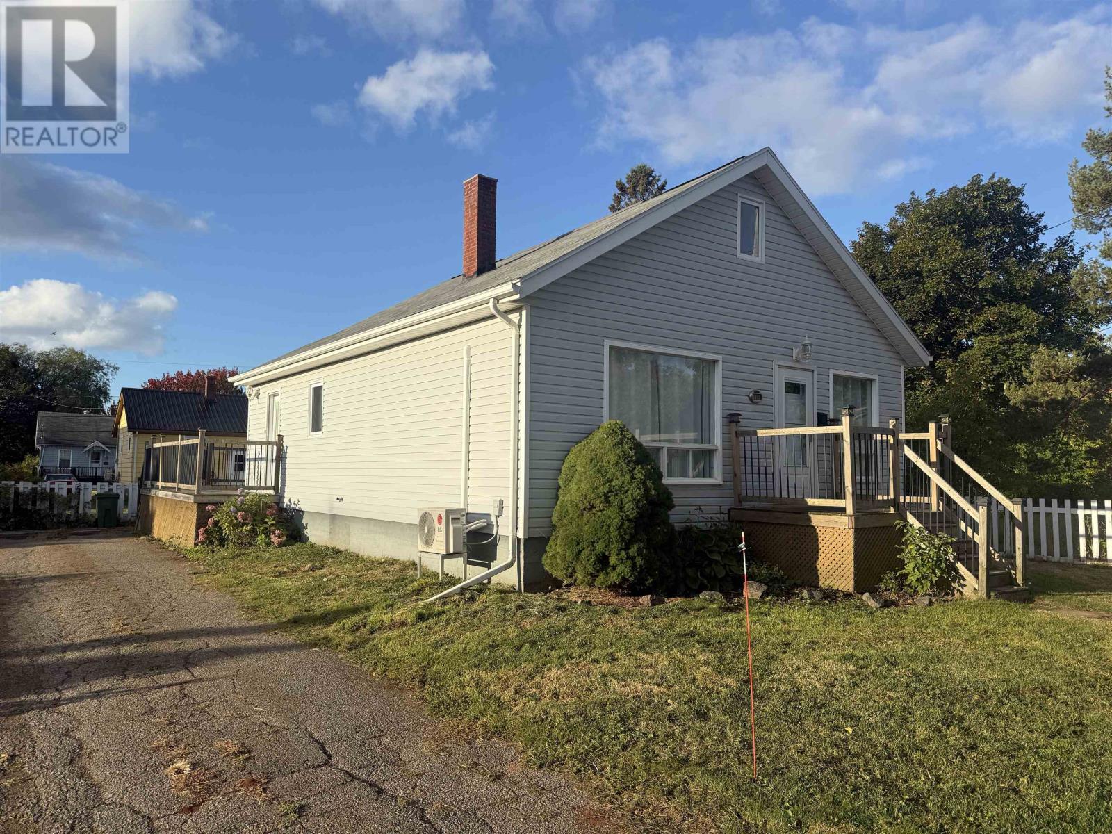 186 Rogers Ave, Summerside, PE C1N 1Z8