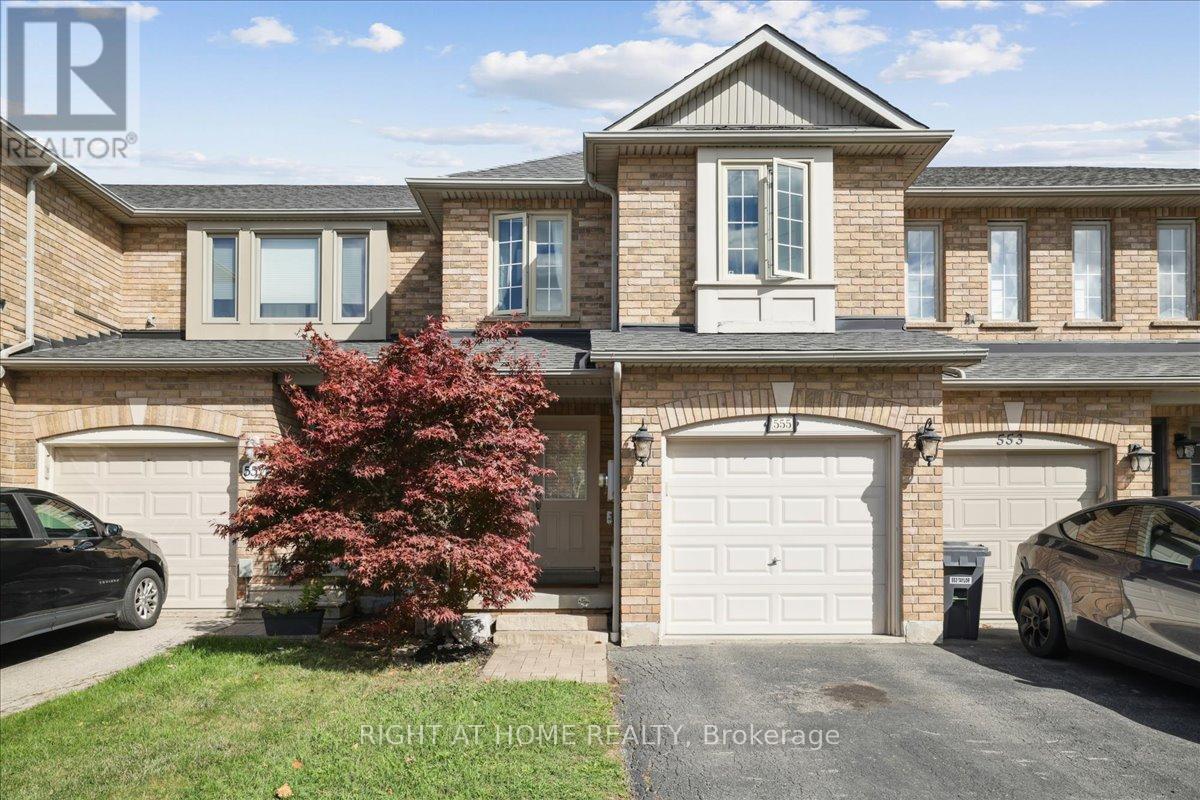 555 Taylor Cres, Burlington, ON L7L 6J7