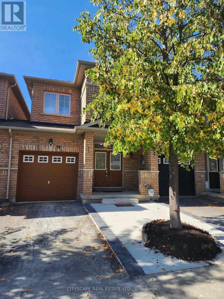 94 Unionville Cres, Brampton, ON L6P 2Z4