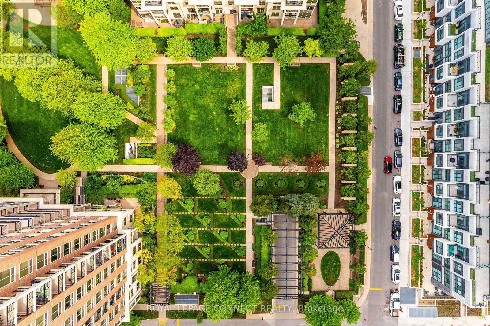 403 1101 Leslie St, Toronto, ON M3C 4G3