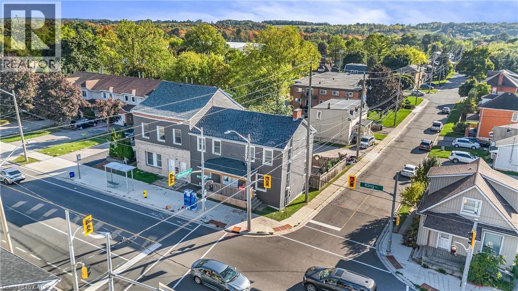 1304 1306 King St E, Cambridge, ON N3H 3R1