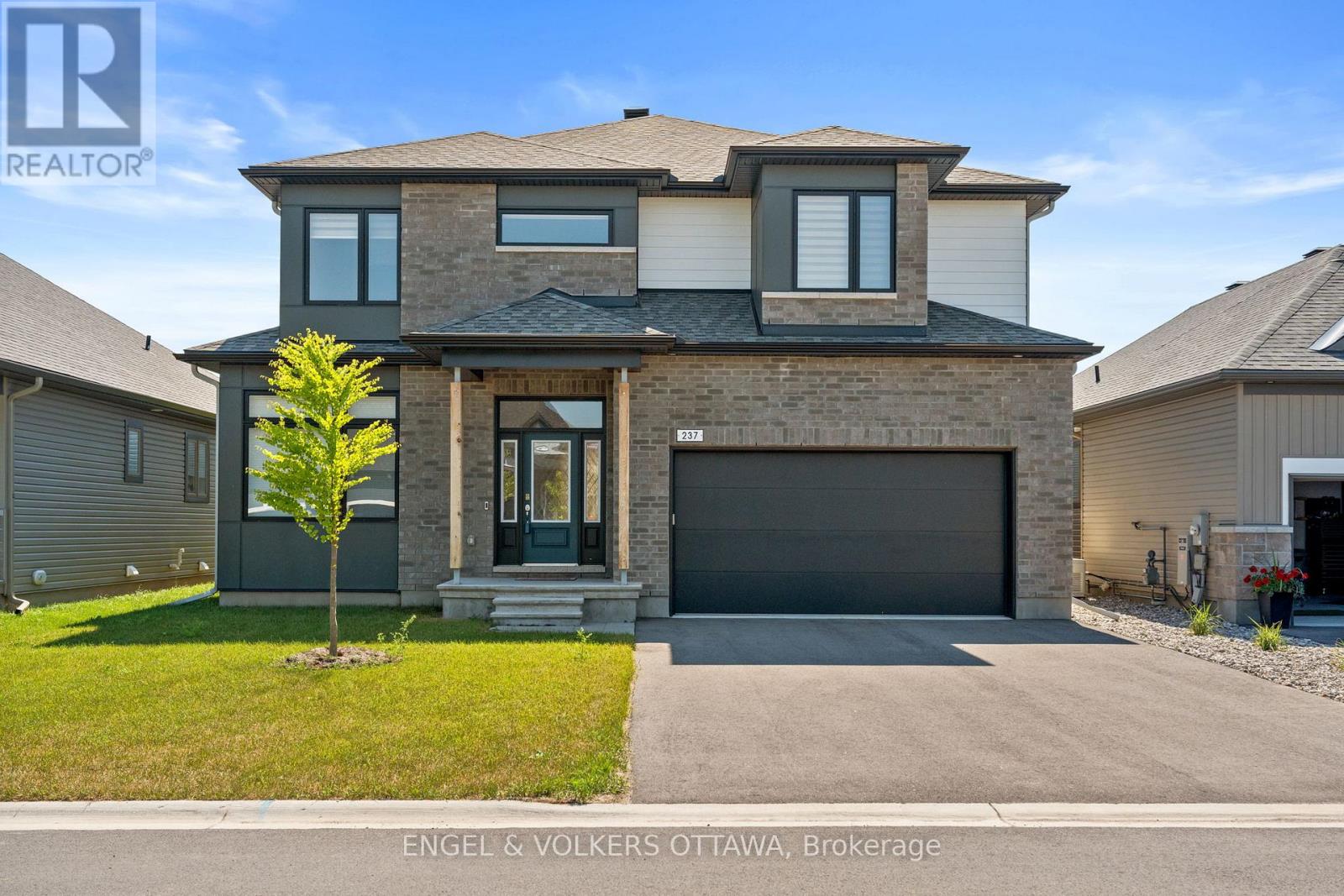 237 Kinderwood Way, North Grenville, ON K0G 1J0