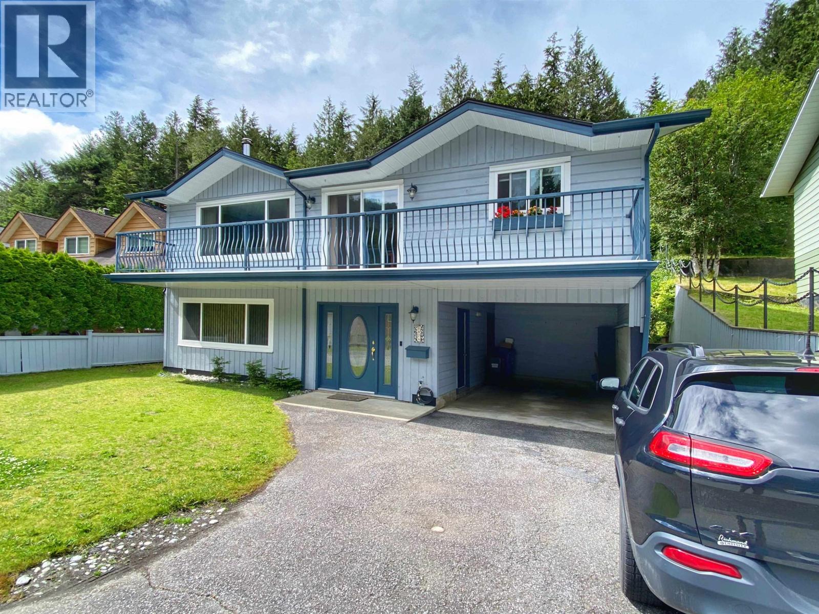 1824 Kootenay Ave, Prince Rupert, BC V8J 4B2