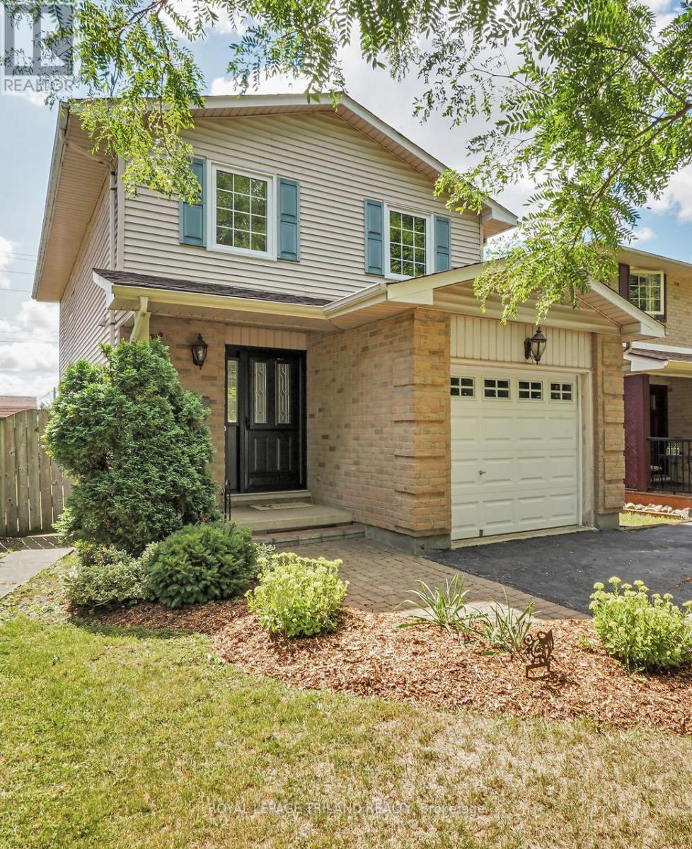 29 Chancton Cres, London, ON N6E 2Y5