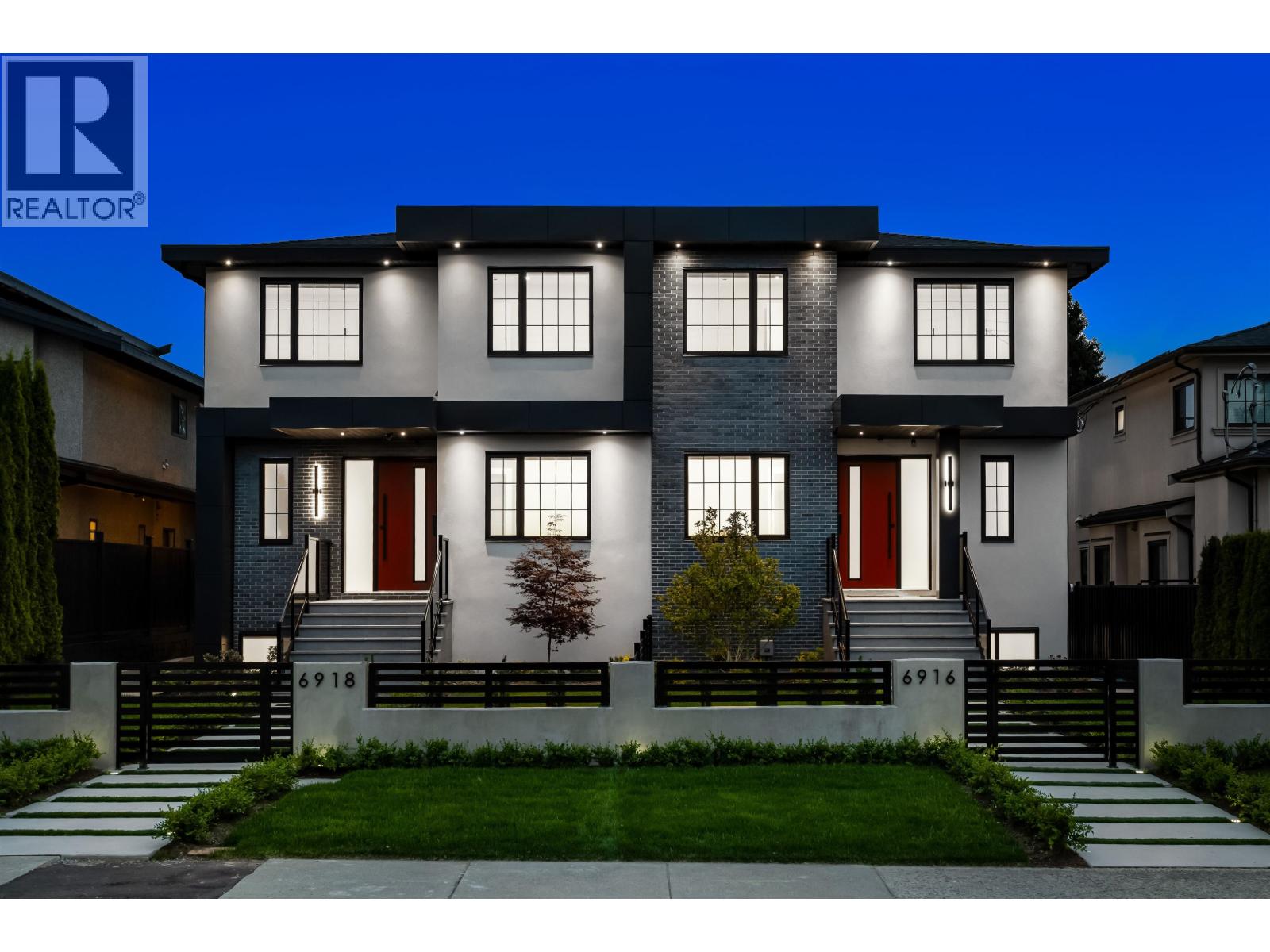 6916 Union St, Burnaby, BC V5B 1X5
