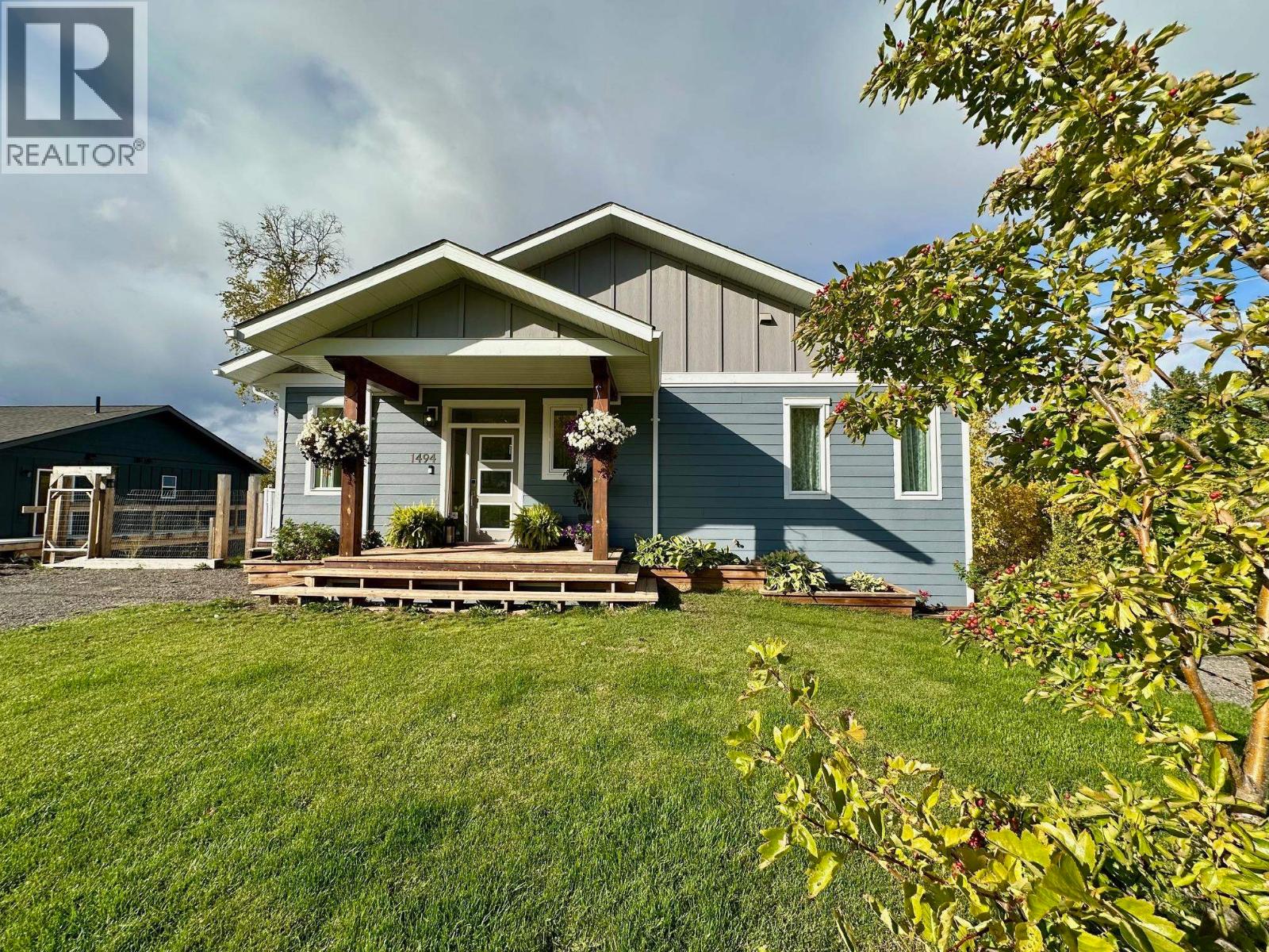 1494 Chestnut St, Telkwa, BC V0J 2X0