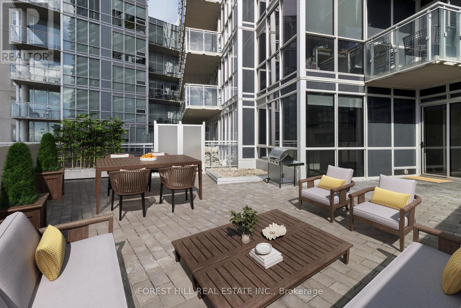 203 2916 Hwy 7 Rd, Vaughan, ON L4K 0K6