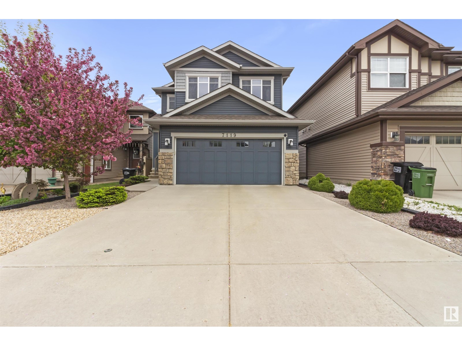 172 Av Nw Unit 7119, Edmonton, AB T5Z 0K7