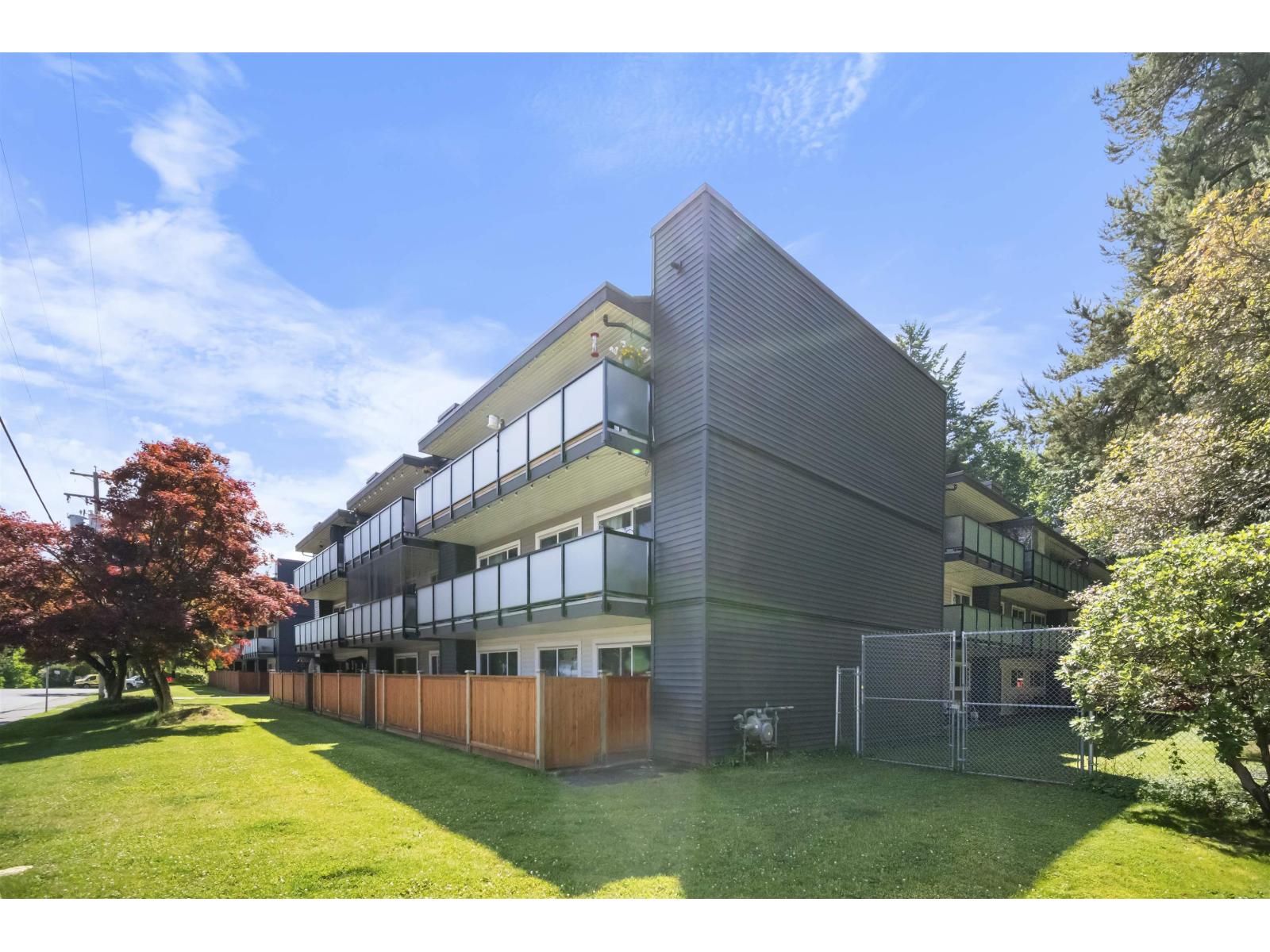 33400 Bourquin Place Unit 214, Abbotsford, BC V2S 5G3