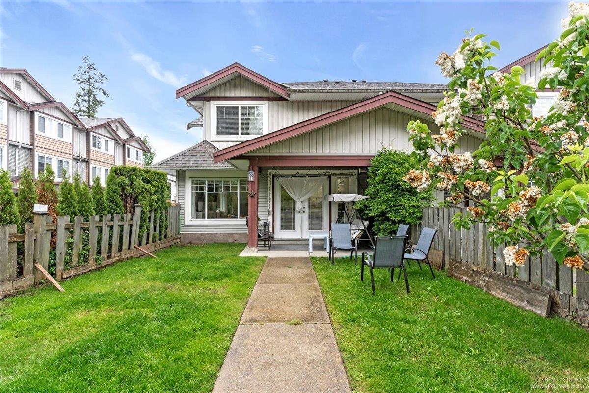 8255 120a Street Unit 18, Surrey, BC V3W 1T2