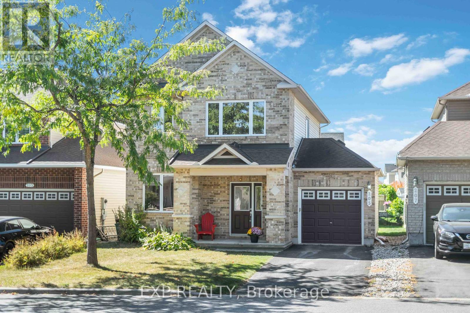 205 Temagami Dr, Ottawa, ON K2J 0X7
