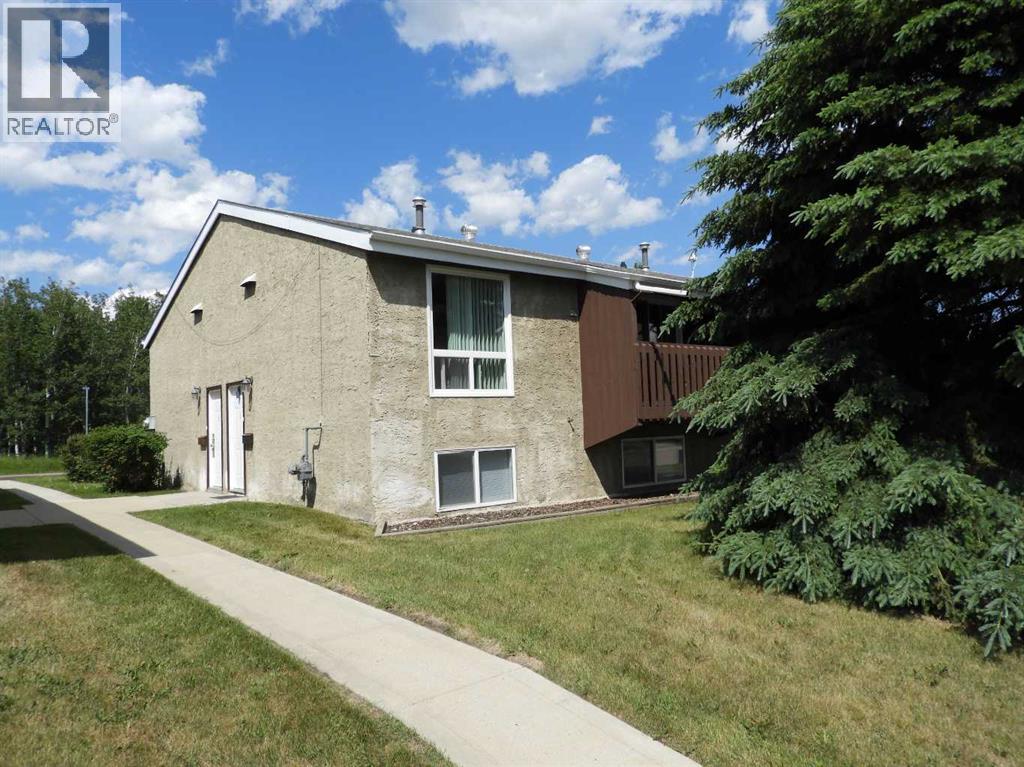 45 Avenue Unit 5922a, Lacombe, AB T4L 1T8
