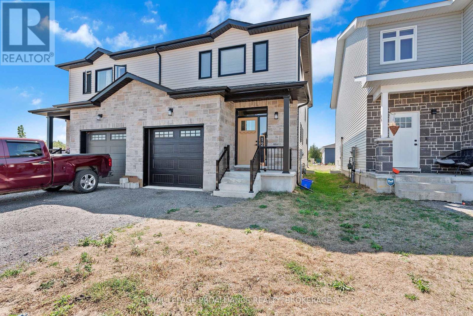 12 Dusenbury Cres, Loyalist, ON K0H 2H0
