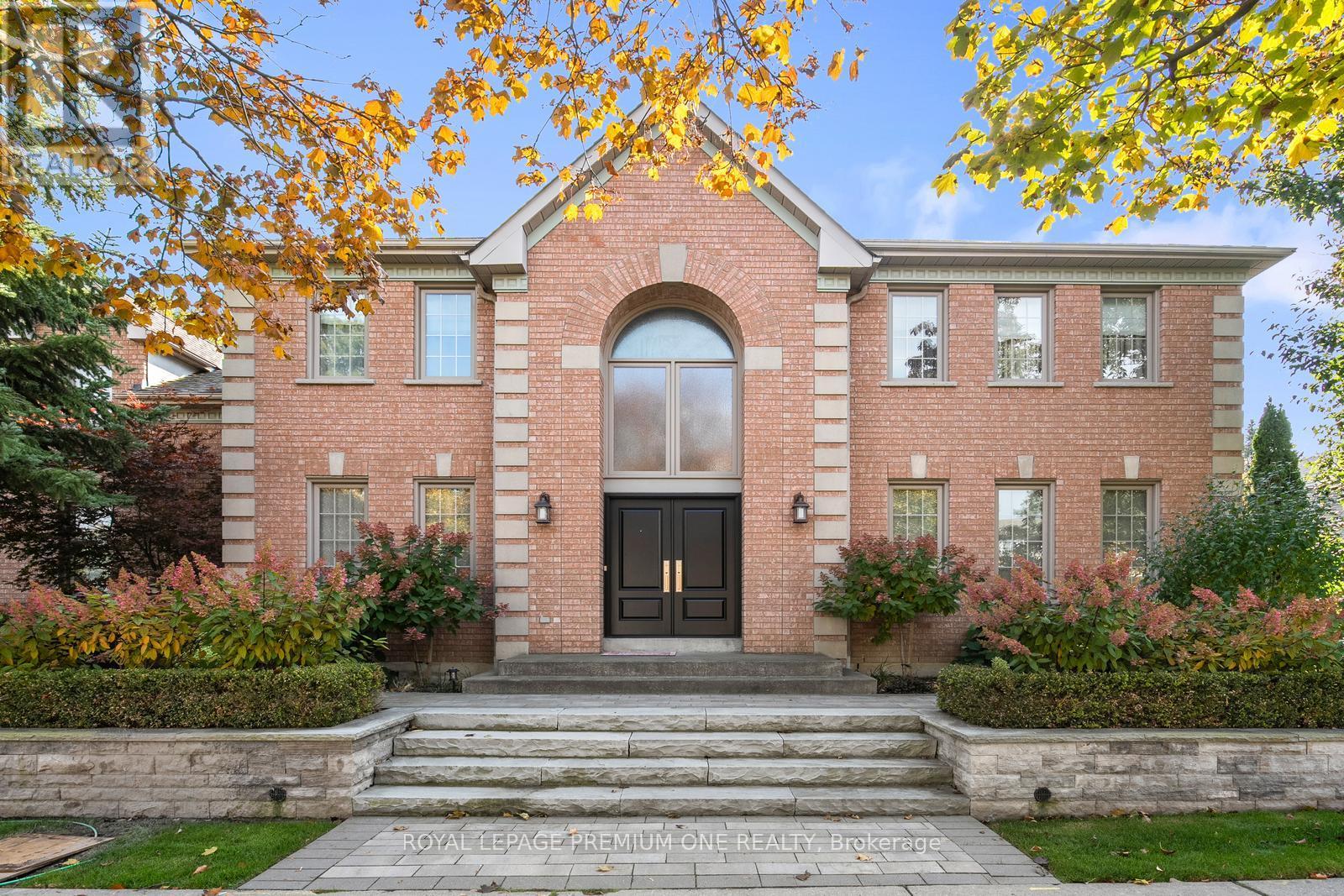 536 Village Pkwy, Markham, ON L3R 9N5