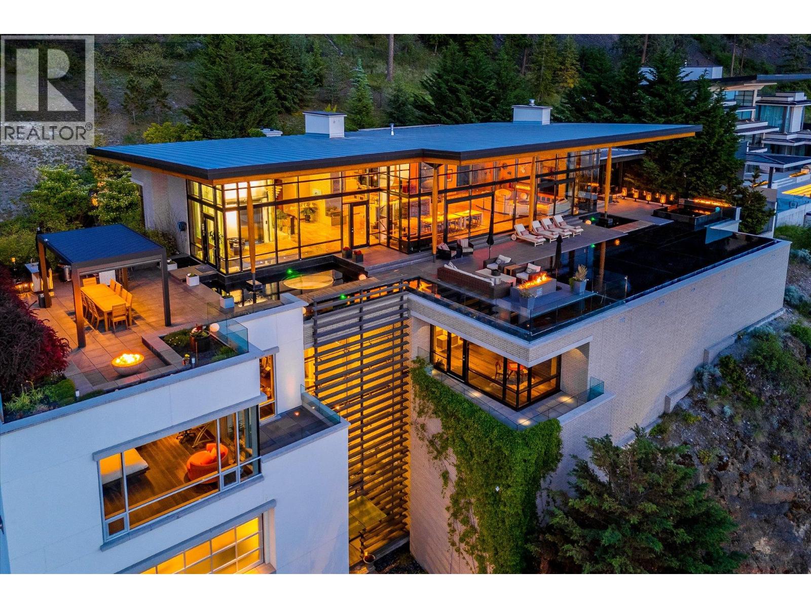 180 Sheerwater Court Unit 19, Kelowna, BC V1V 2X1