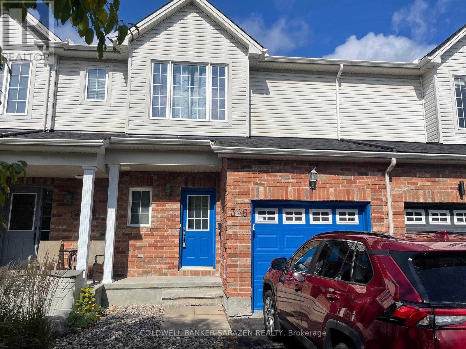 326 Brigitta St, Ottawa, ON K2S 0H9