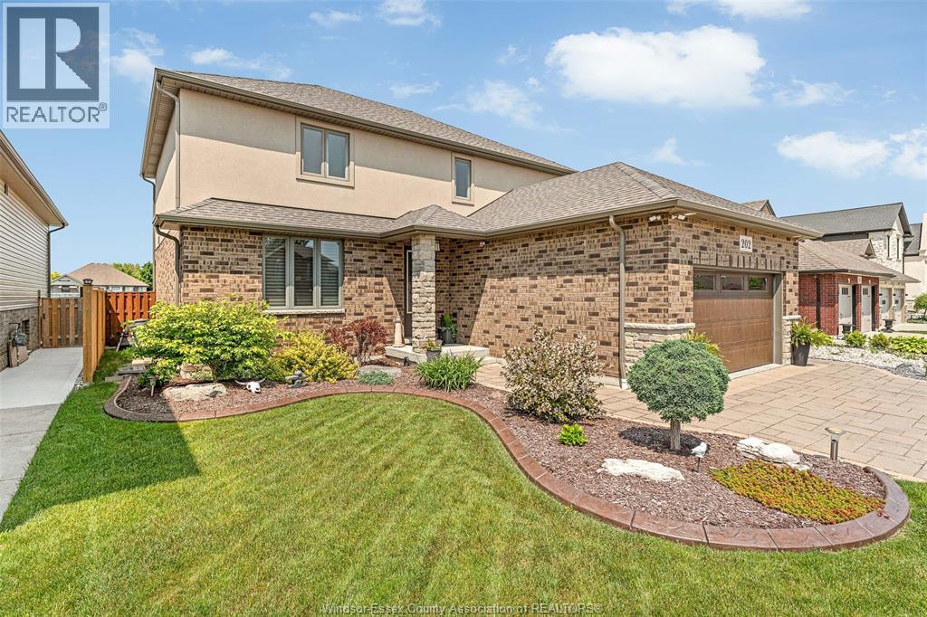 202 Summer St, Lakeshore, ON N8L 0G6