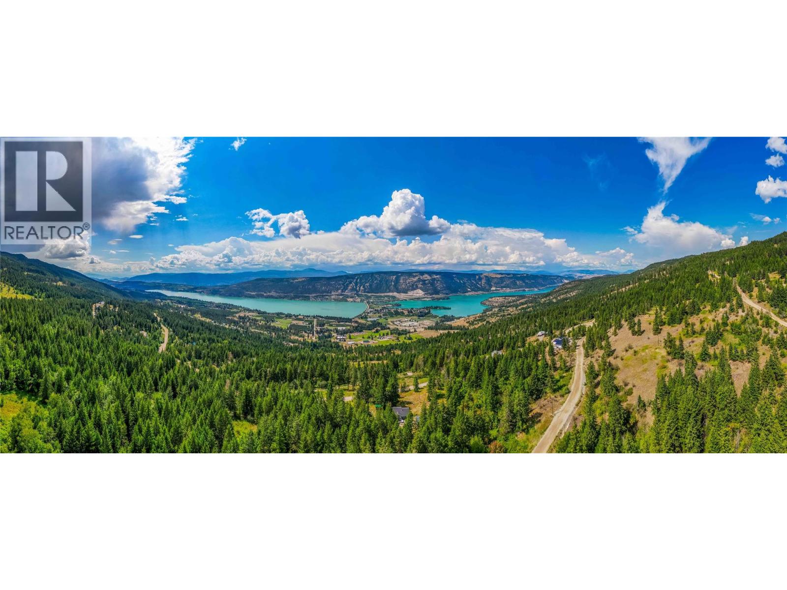 6051 Oyama Lake Rd, Lake Country, BC V4V 2C9
