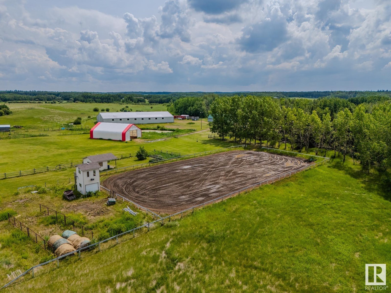 53153 Rge Road 213, Rural Strathcona County, AB T8G 2C3