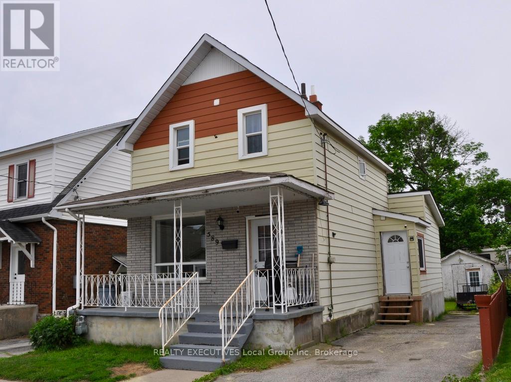 589 Douglas St, North Bay, ON P1B 5N7