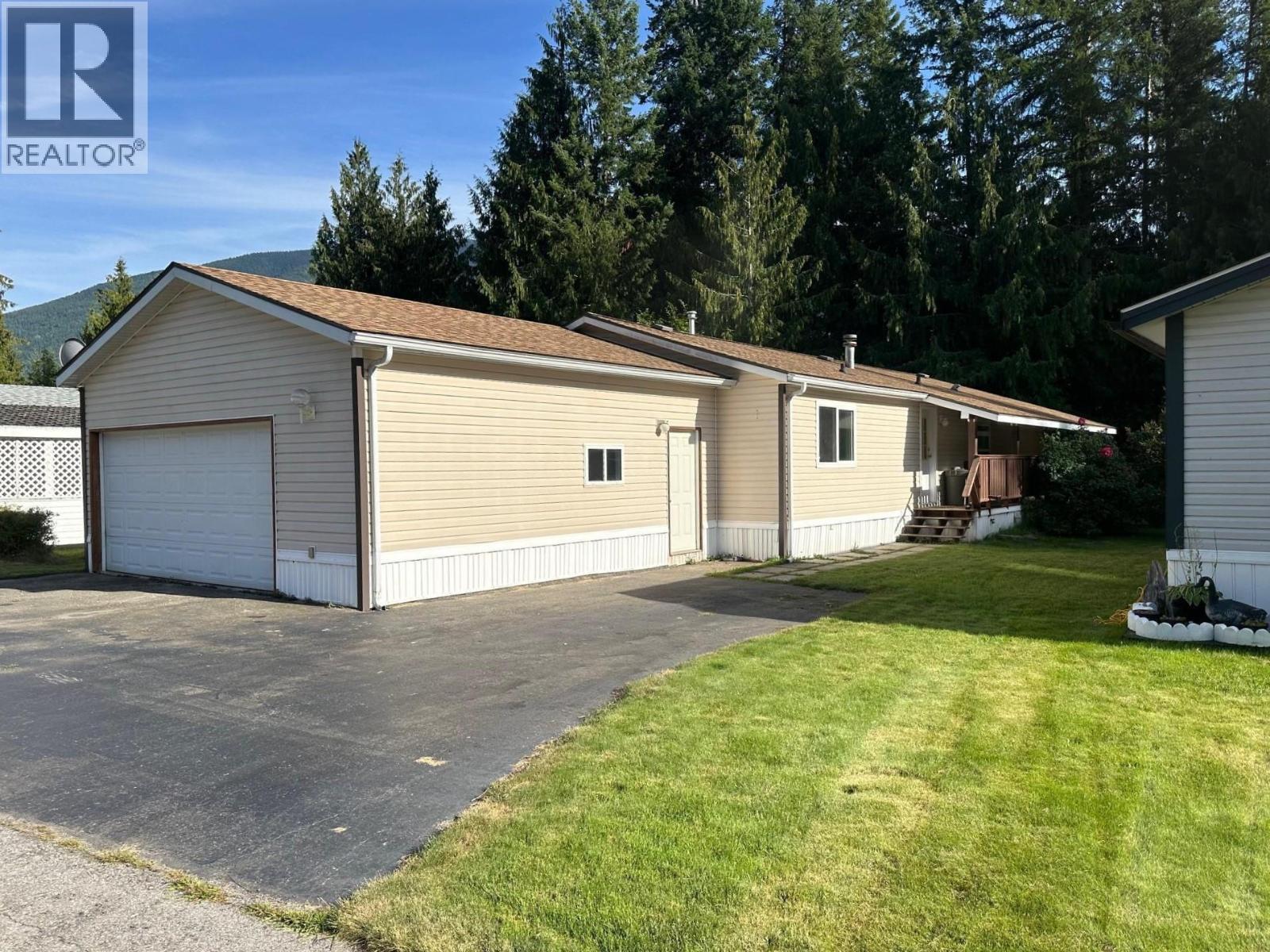 7126 3a Highway Unit 36, Nelson, BC V1L 6S3