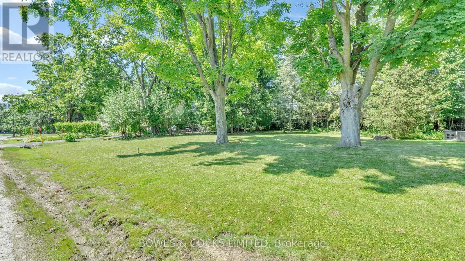 125 Greenhill Dr Ward 1 Dr, Peterborough, ON K9J 6E2