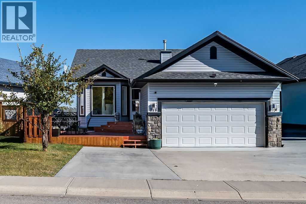 317 John St SW, Diamond Valley, AB T0L 2A0